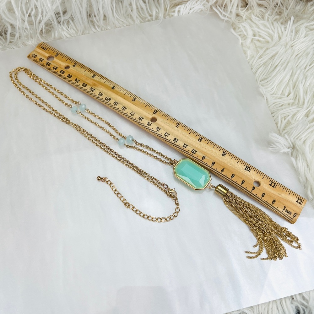 Goldtone, fringe pendant, long costume necklace - Picture 13 of 13